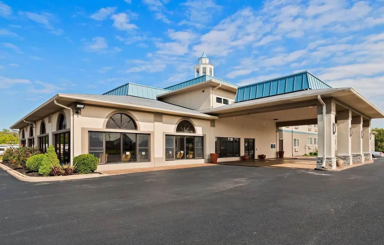 Best Western St. Louis Inn Arnold Luaran gambar