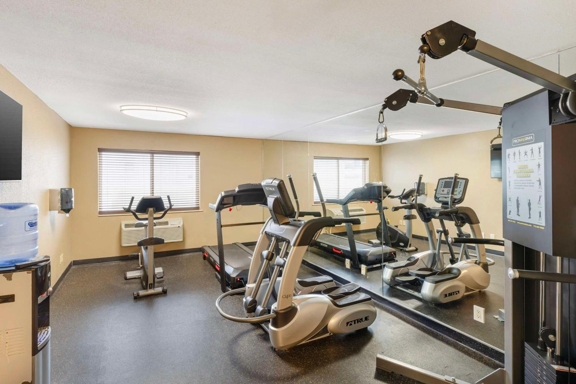 Best Western St. Louis Inn Arnold Luaran gambar