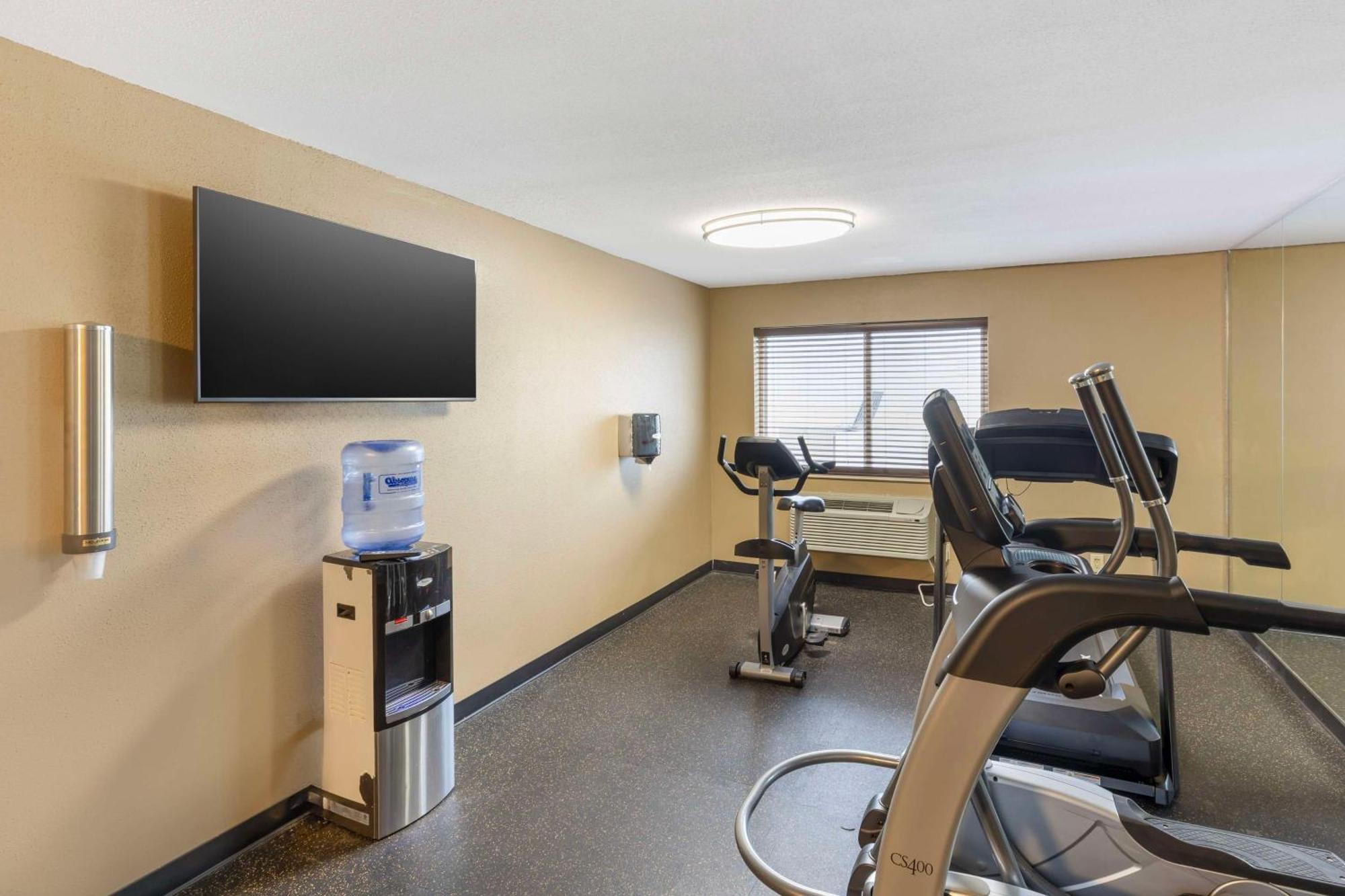 Best Western St. Louis Inn Arnold Luaran gambar